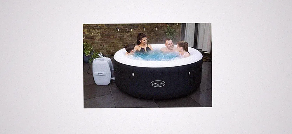 Bestway Whirlpool Lay-Z-Spa Miami AirJet Ø 180 Cm x 66 Cm Gebraucht + Zubehör