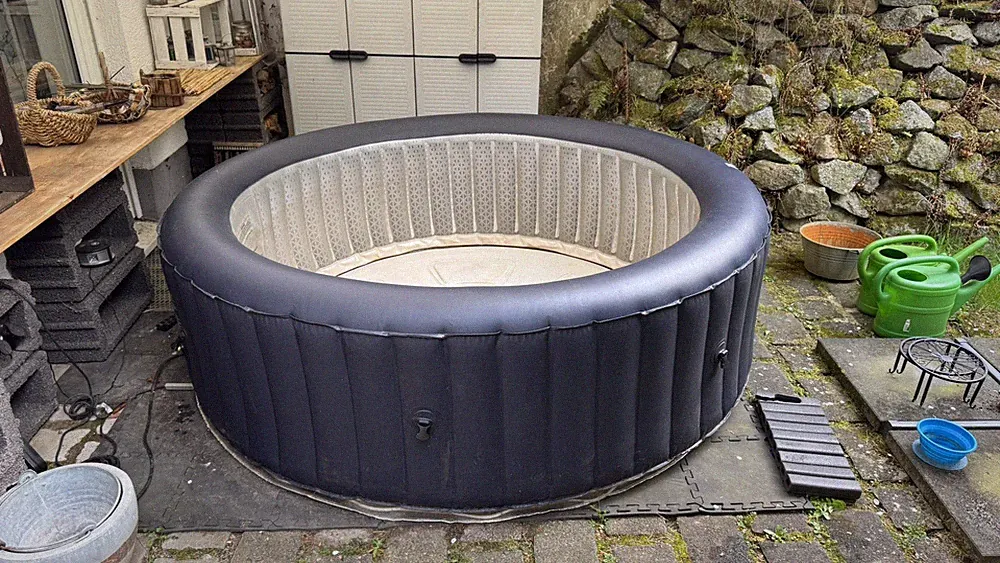 Miweba Aurora Whirlpool / Pool + Zubehör + LED – Bastler / Reparatur – VB