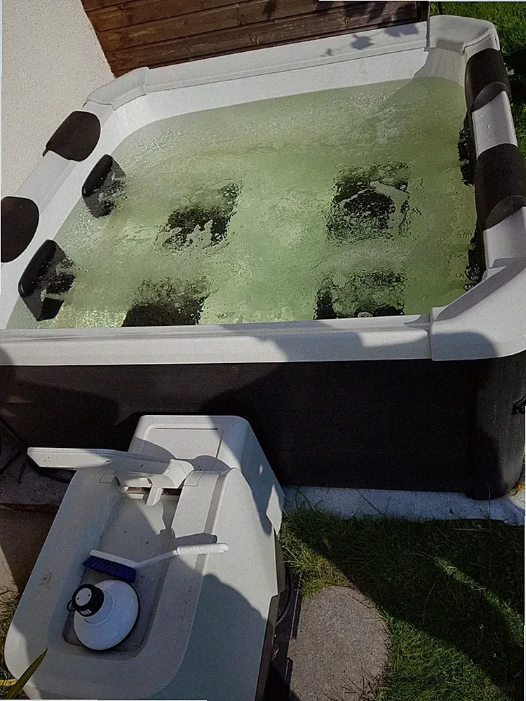 MSpa aufblasbarer Outdoor-Whirlpool quadratisch mit LED-Beleuchtung schwarz/weiß