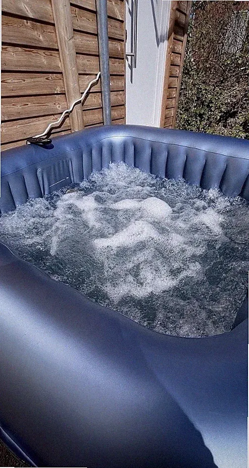 whirlpool aufblasbar eckig
