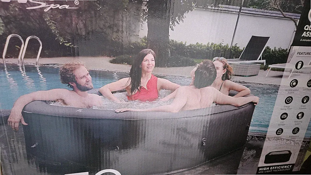 Whirlpool der Marke Miweba